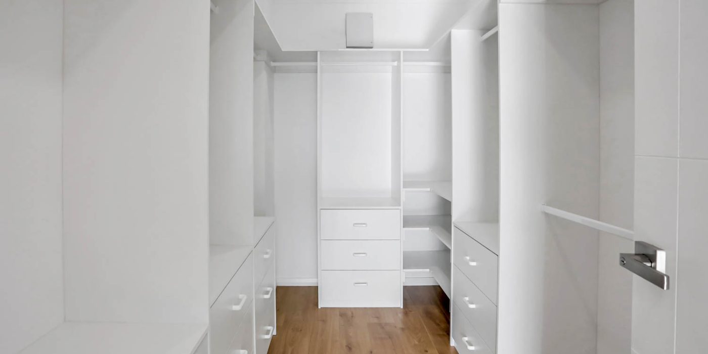 Croatia - walk-in closet